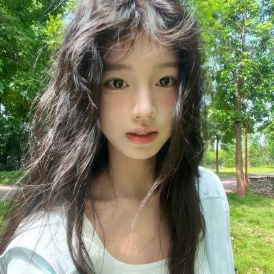 清秀俏佳人